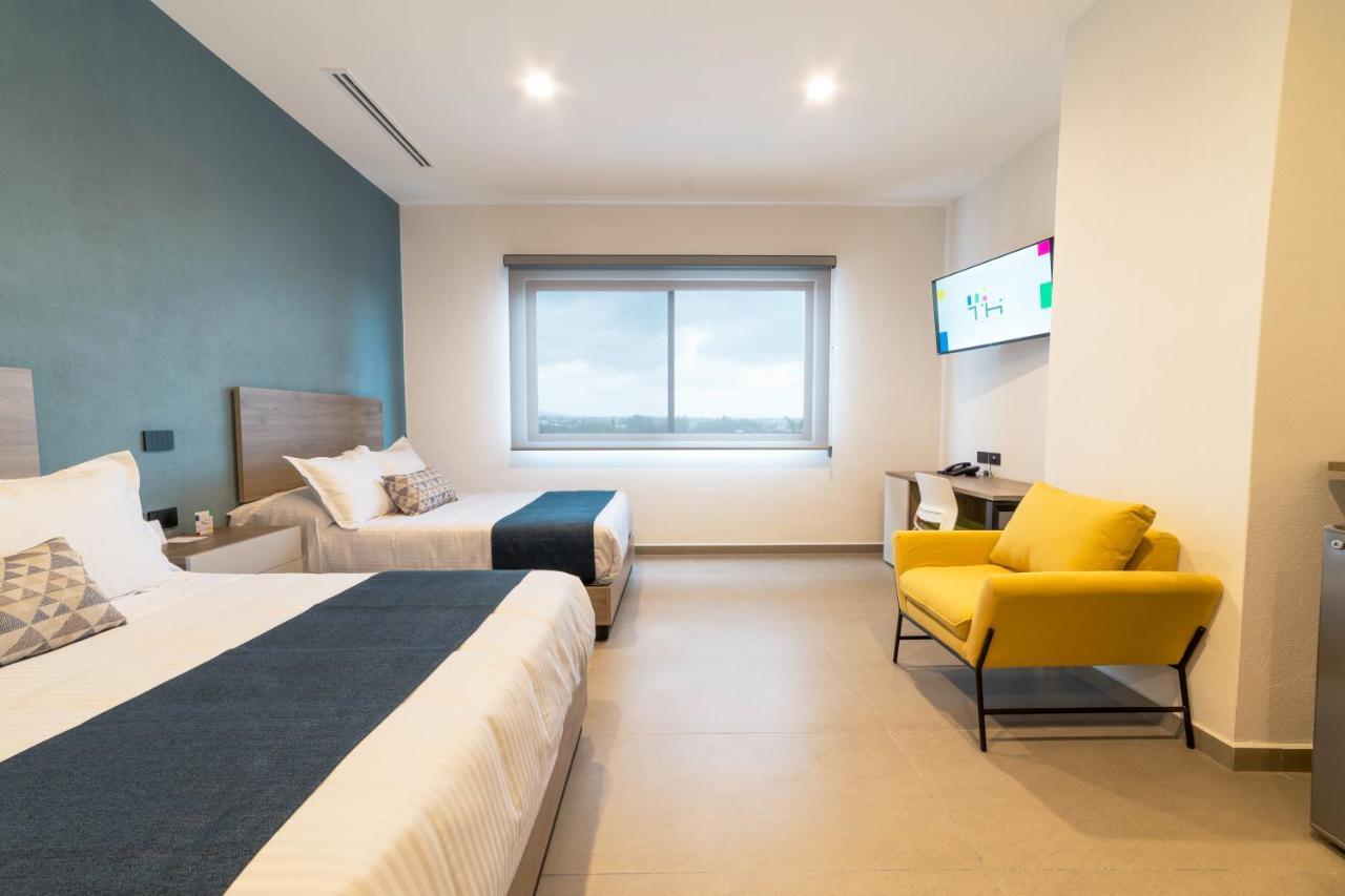 Th Hotel & Vivienda Tepatitlan de Morelos Ngoại thất bức ảnh