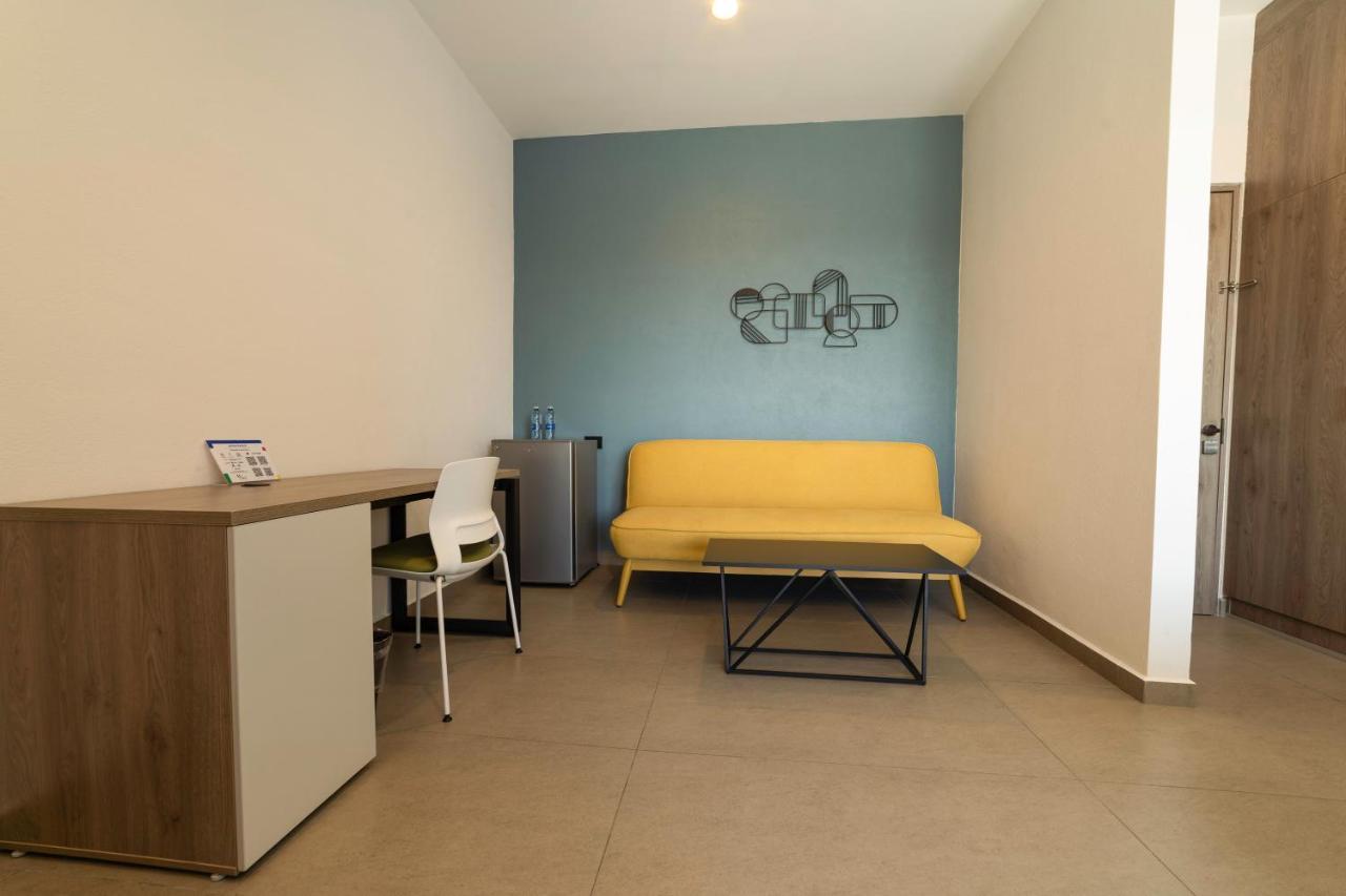 Th Hotel & Vivienda Tepatitlan de Morelos Ngoại thất bức ảnh