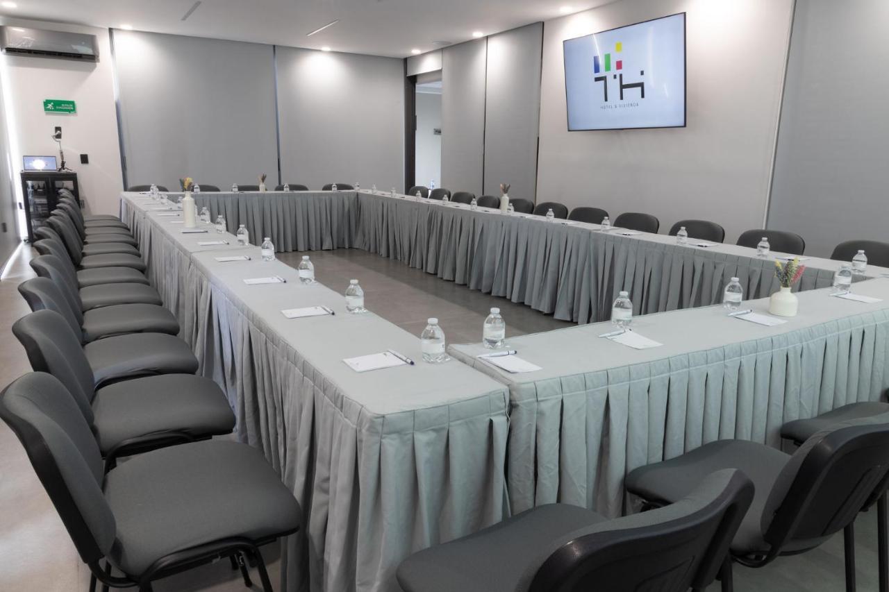 Th Hotel & Vivienda Tepatitlan de Morelos Ngoại thất bức ảnh